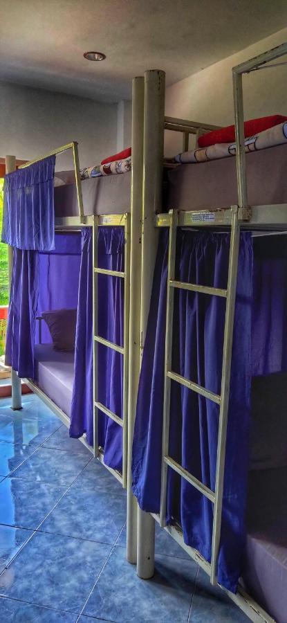 Baan Kai Hostel Baan Khai Eksteriør bilde