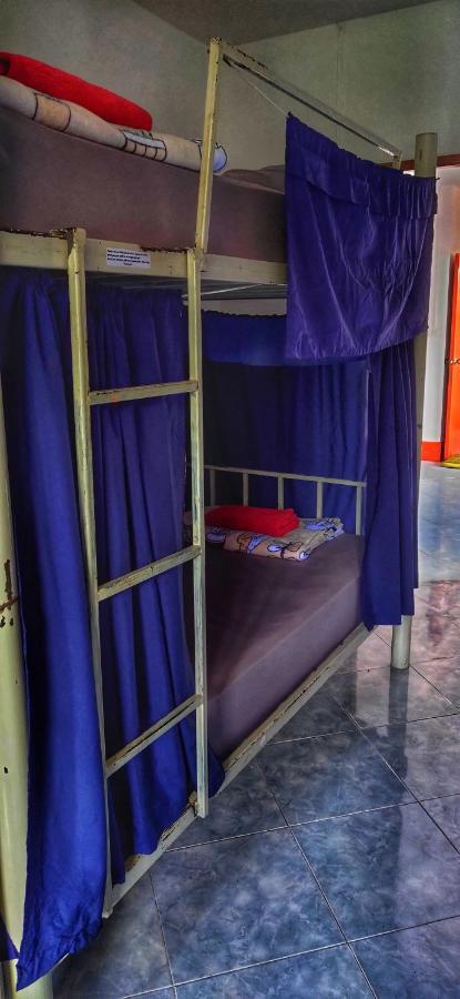 Baan Kai Hostel Baan Khai Eksteriør bilde